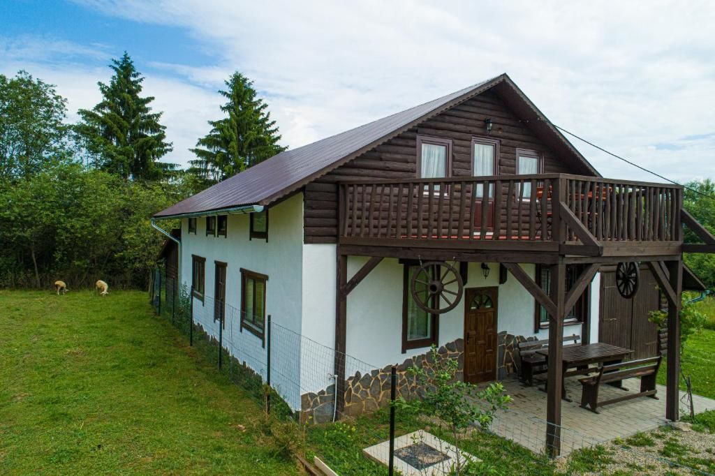 Дома для отпуска Kristóf vendégház Ciumani-49